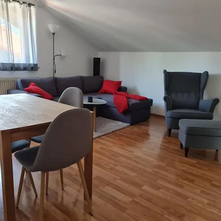 Haus Bergler 아파트